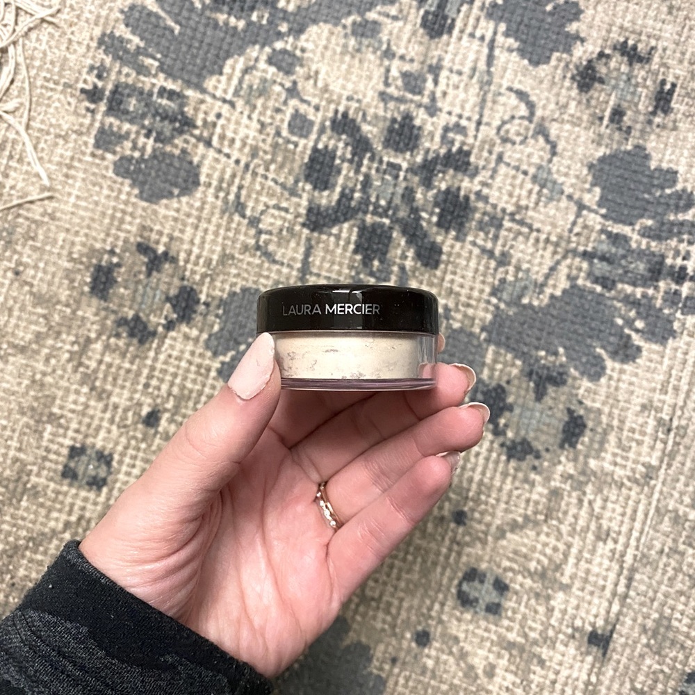 Brand New Mini Laura Mercier Translucent Powder